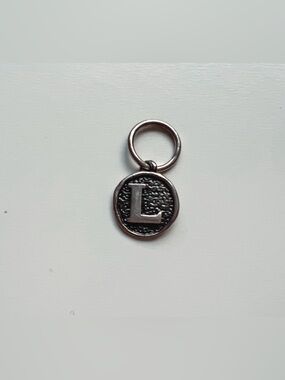 Grace&Heart Sterling Silver L Charm